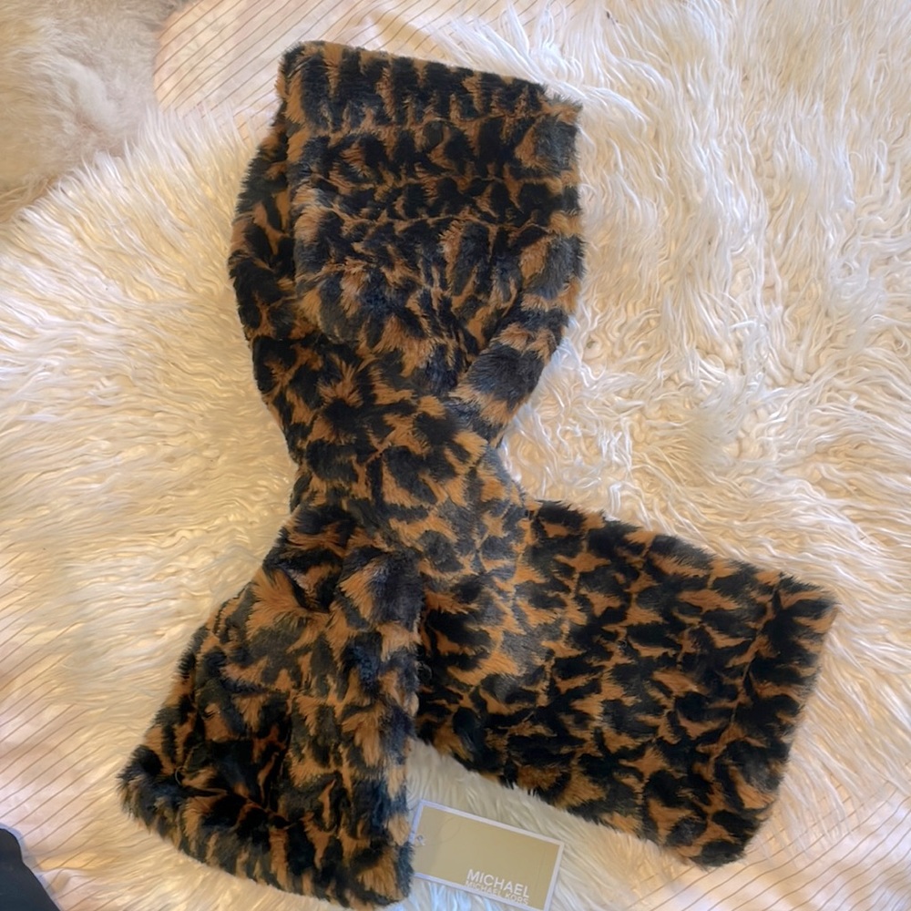 Authentic-Designer Brand New Wrap